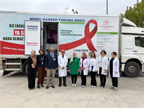 Sayın Kaymakamımız Semanur Kalkan, Mahmudiye Devlet Hastanesini Ziyaret Ederek Mobil Ketem Tırı’nı Yerinde İnceledi